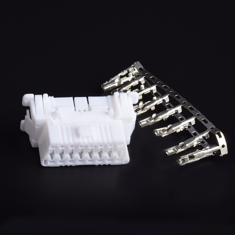 16 Pin White or Black J1962 OB – Travel Adapter Universal recenzja i cena