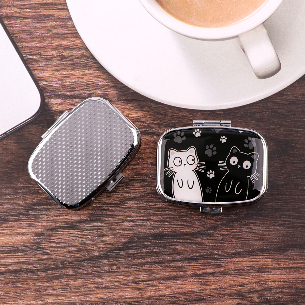 Cartoon Black And White Cat Tr – Travel Accessories Organizer recenzja i cena