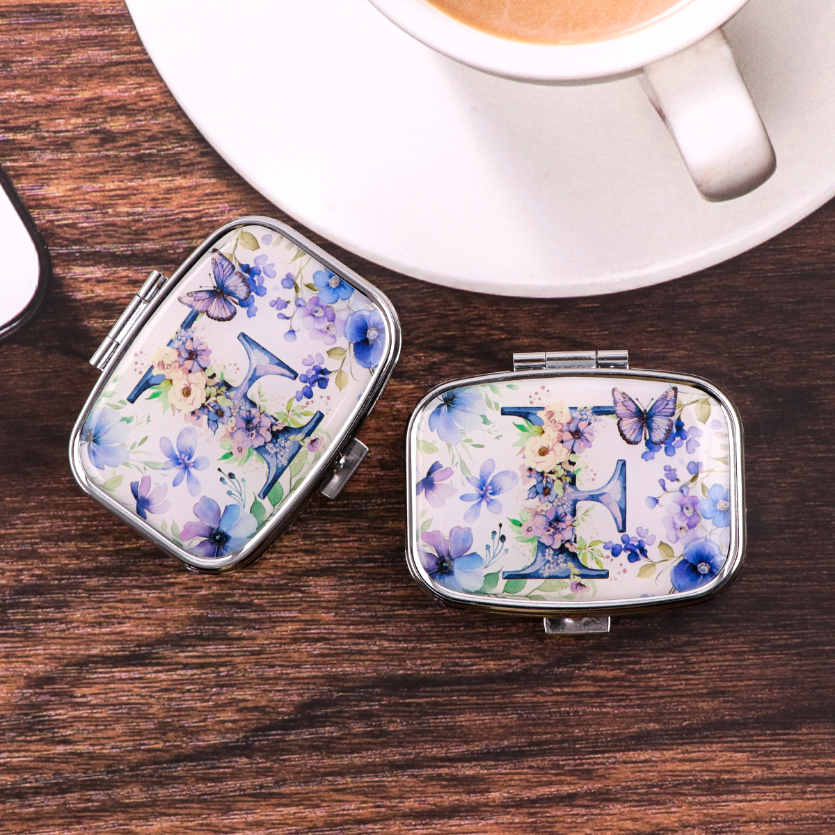 English Letter Pill Boxes Flow – Travel Accessories In Japan recenzja i cena